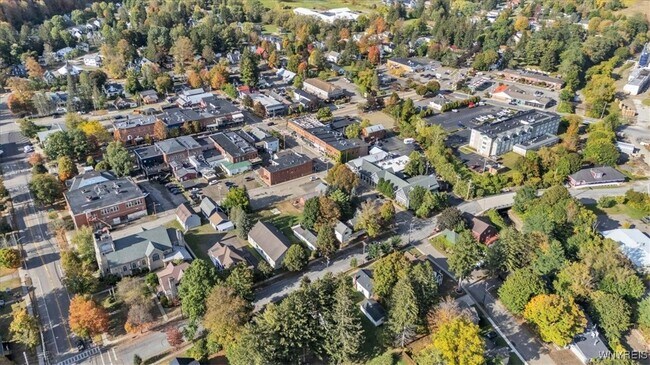 Building Photo - 29 Monroe St