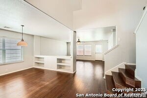 Building Photo - 9426 Hanover Cove