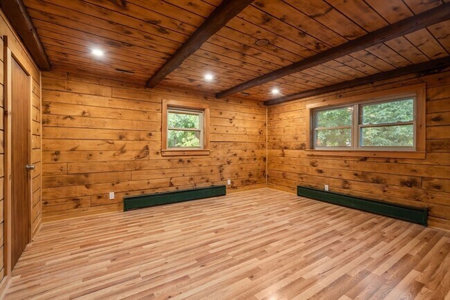 Building Photo - 56 Parmenter Ln