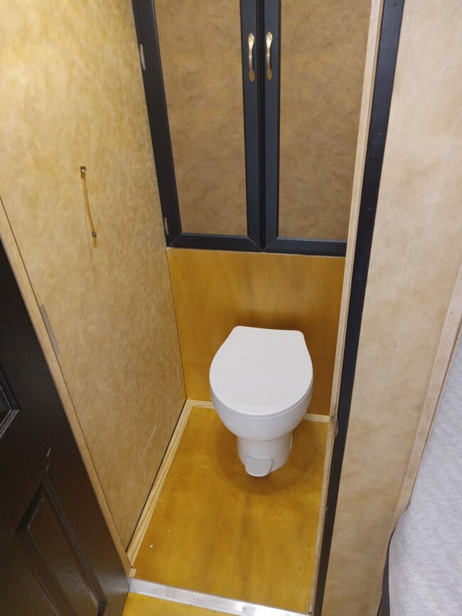 Building Photo - 5250 US-441