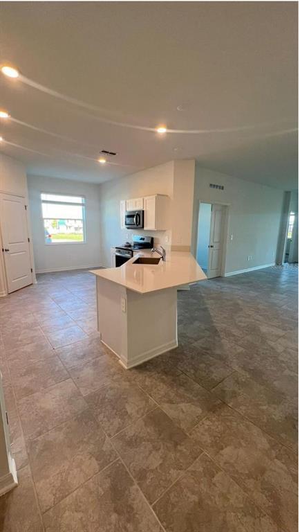 Building Photo - 1120 Tyler Lp