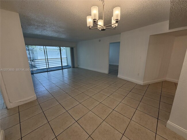 Building Photo - 4205 N University Dr