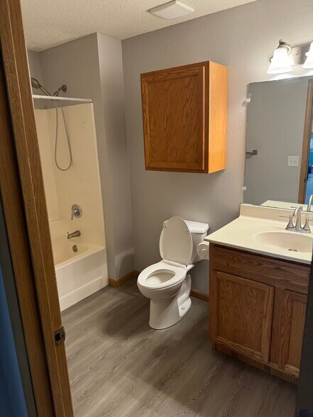 Building Photo - 431 Central AVE W