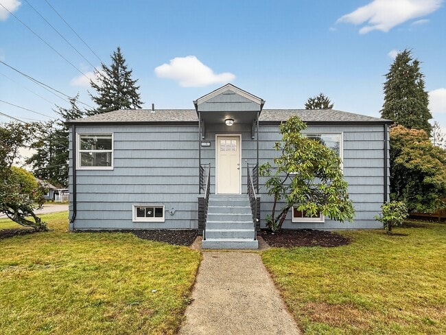 Building Photo - 12705 Evanston Ave N