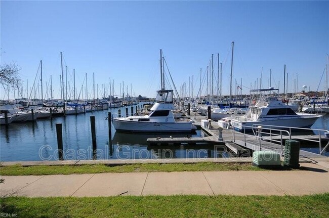 Building Photo - 9512 25th Bay St