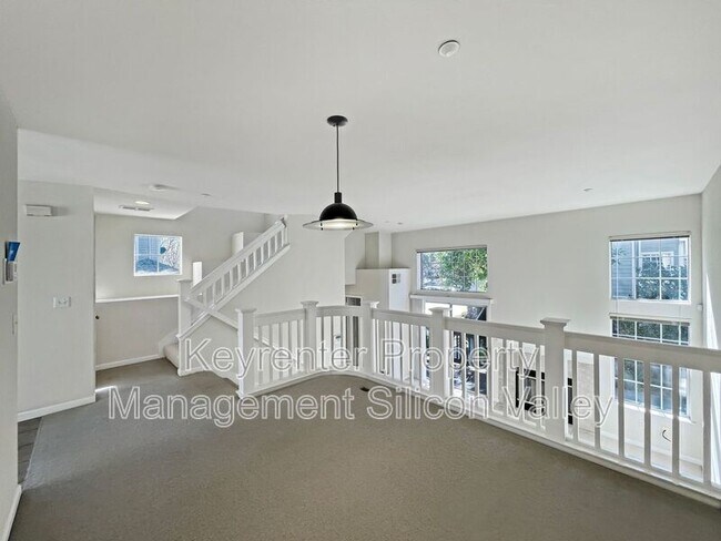 Building Photo - 1889 Kobuk Valley Common