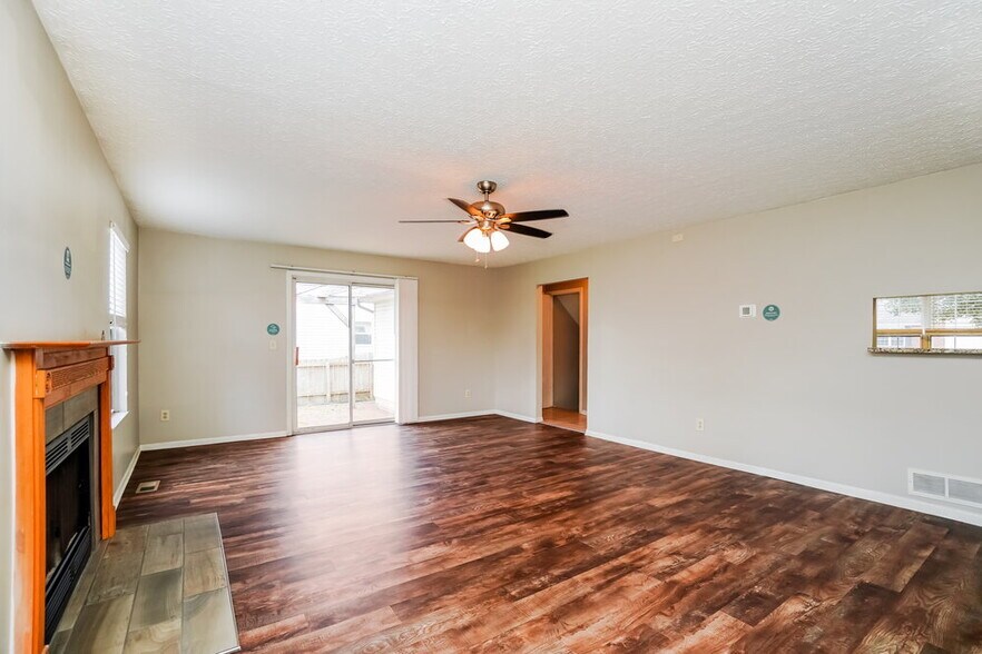 Building Photo - 2965 Brookwell Dr