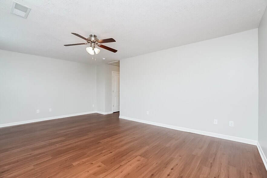 Building Photo - 1509 Rockglade Run