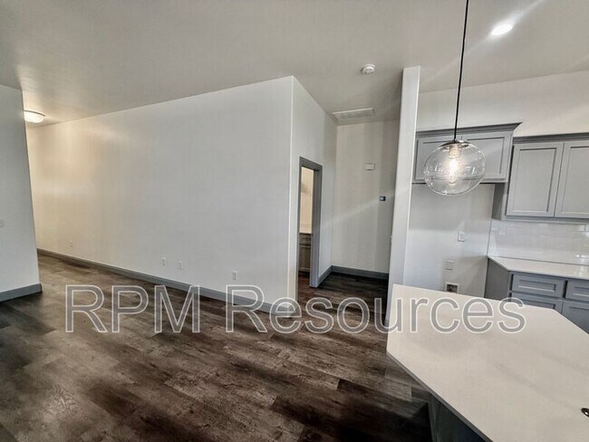 Building Photo - 3613 Shutter Ridge Dr