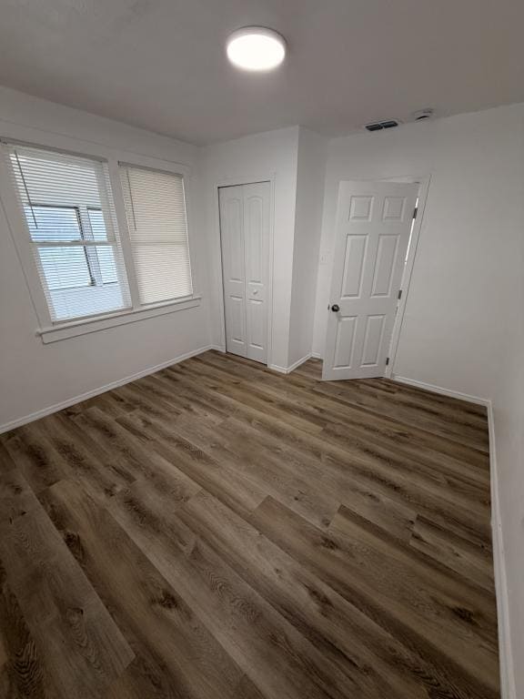 Building Photo - 1045 W Gore St