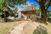 Building Photo - 3203 Fairfield Ave