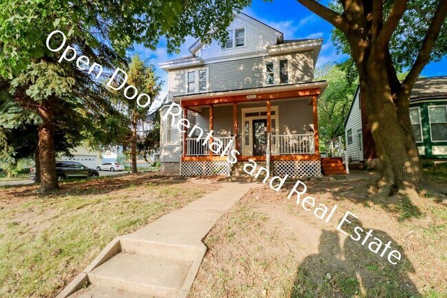 Primary Photo - 3203 Fairfield Ave