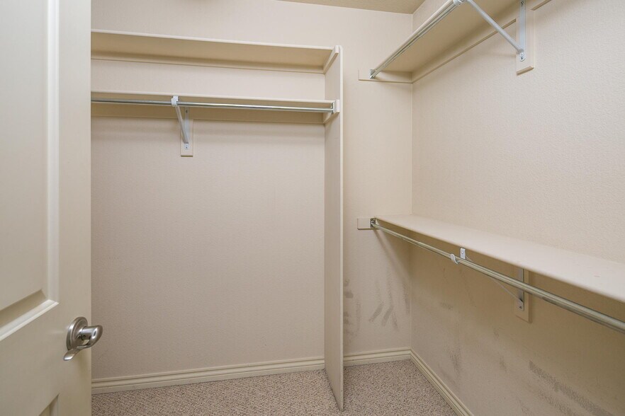 Primary Walk-in Closet - 1067 Uinta Way