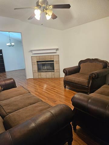 Building Photo - 8025 Summer Sun Dr