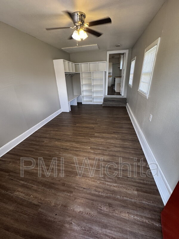 Building Photo - 1663 S Woodlawn Blvd
