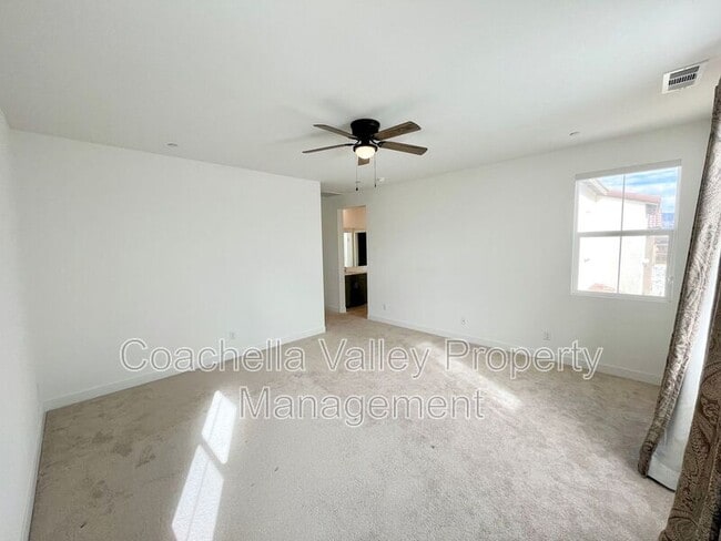 Building Photo - 76279 Cambridge Dr