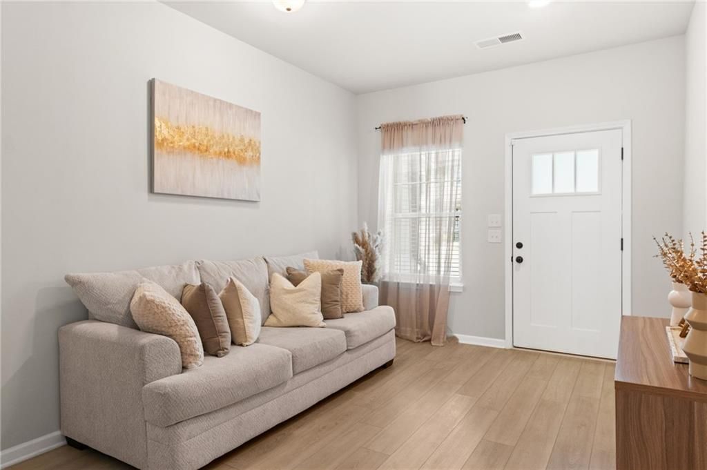 Building Photo - 2538 Polaris Way SW