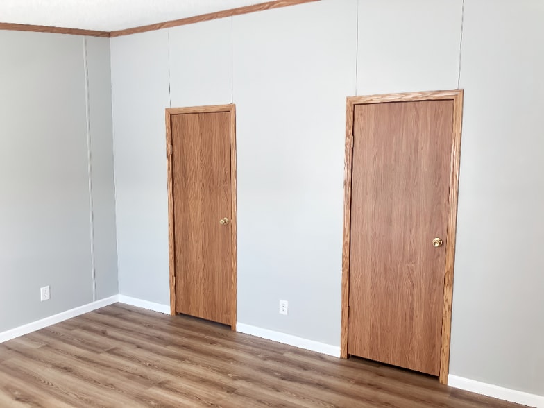 Building Photo - 200 N 28th St