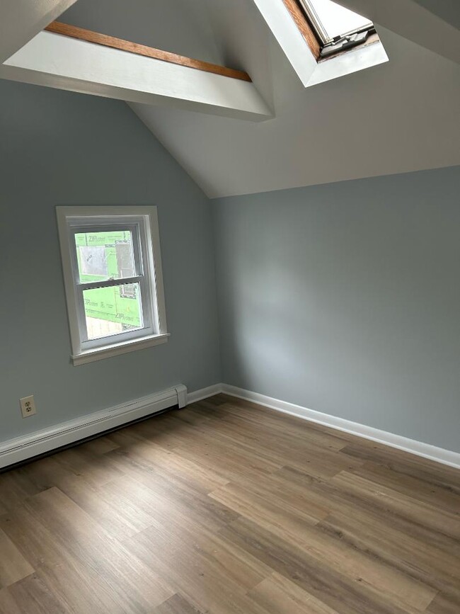 Building Photo - 29 Jackson St