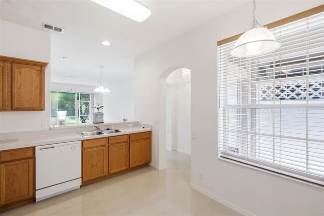 Building Photo - 4132 Bismarck Palm Dr