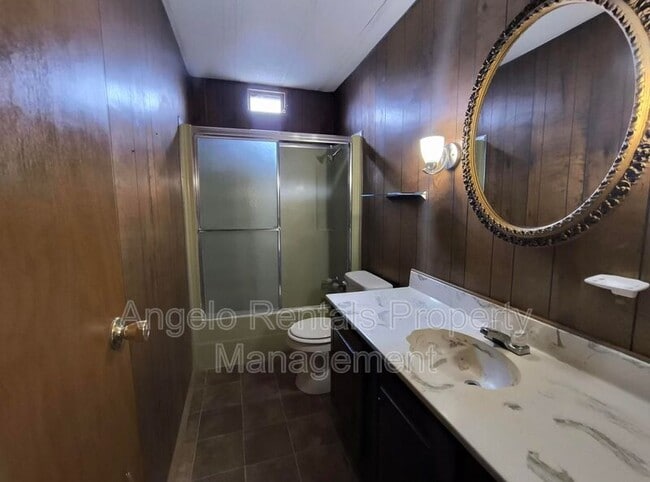 Building Photo - 731 Cactus Ln