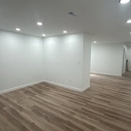 Building Photo - 6211 Aspen Ct