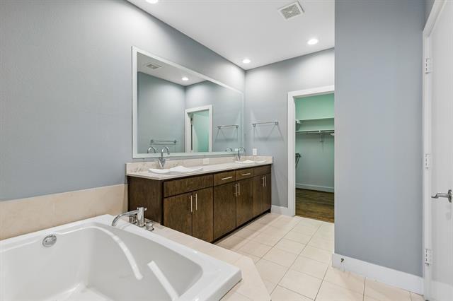 Building Photo - 3930 Bowser Ave