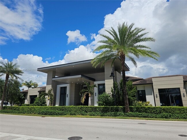 Building Photo - 4640 NW 84th Ave