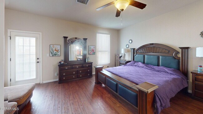 Building Photo - 7350 La Casa Way