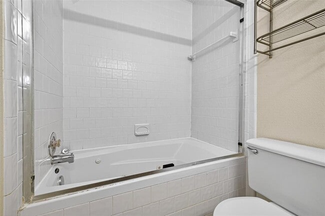 Building Photo - 4514 Treasure Trail