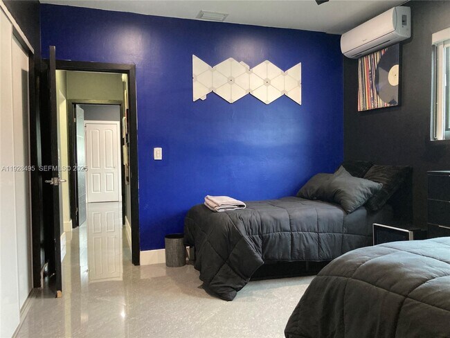 Building Photo - 7524 Mutiny Ave