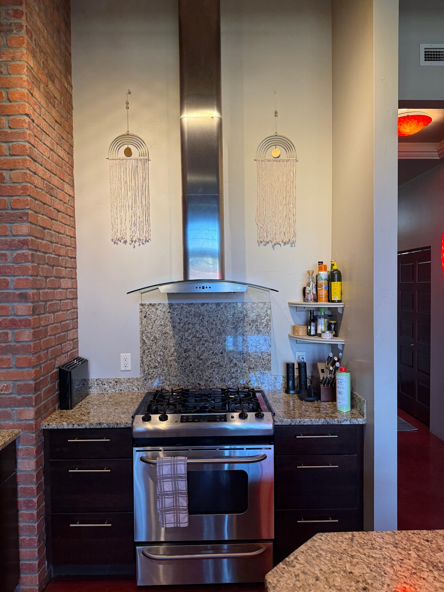 Building Photo - 150 Village Crossing Way