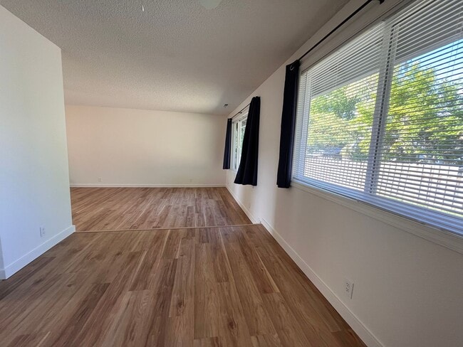 Building Photo - Snag This Rare Gem! 3 Bed, 2 Bath Ranch on a Large Lot