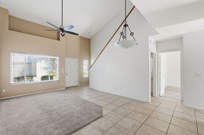 Building Photo - Gated Community, close to 101 and Arrowhead!