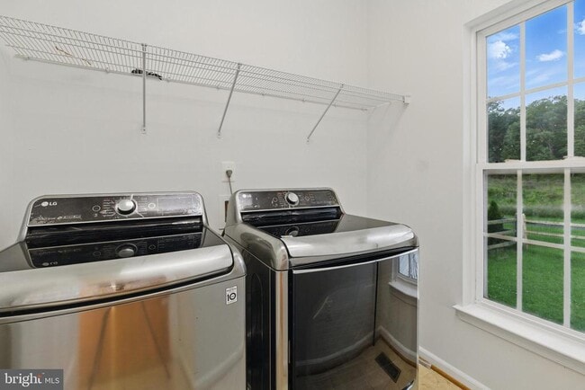 Building Photo - 25505 Balagat Pl