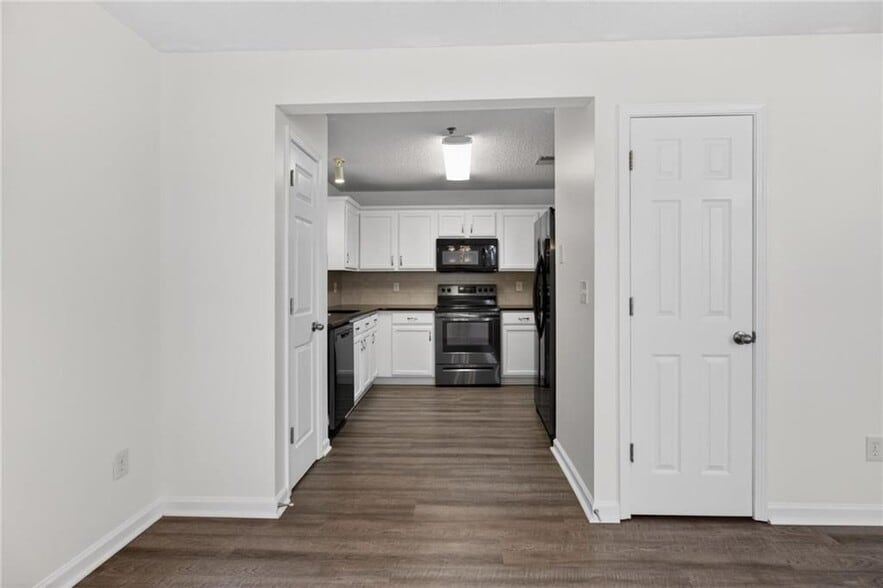 Building Photo - 275 Cottonwood Creek Cir