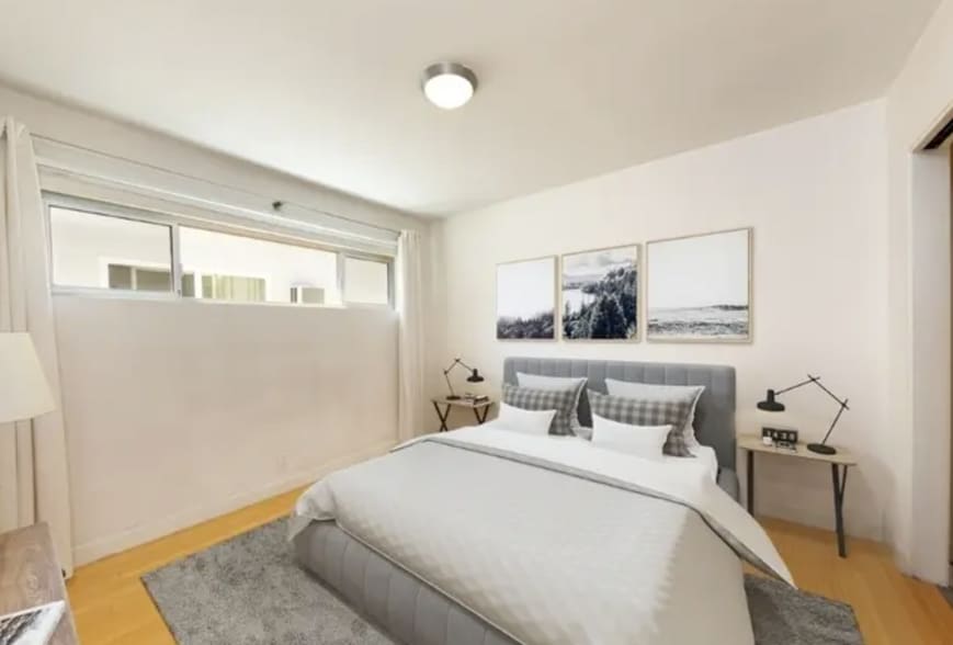 Building Photo - 11634 Gorham Ave