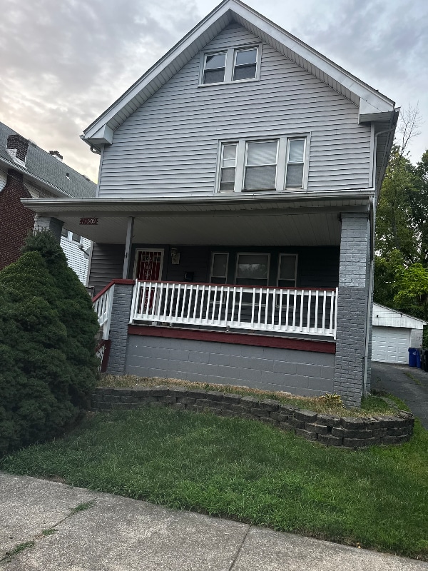 Primary Photo - 13509 Edgewood Ave