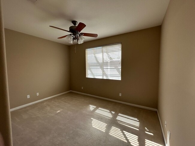 Building Photo - Gorgeous 5bd+ 3bd! Ria Bravo