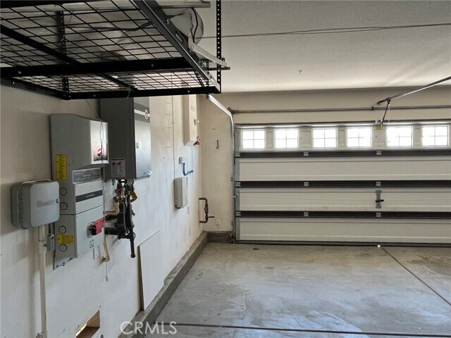 Building Photo - 160 Yosemite Ave