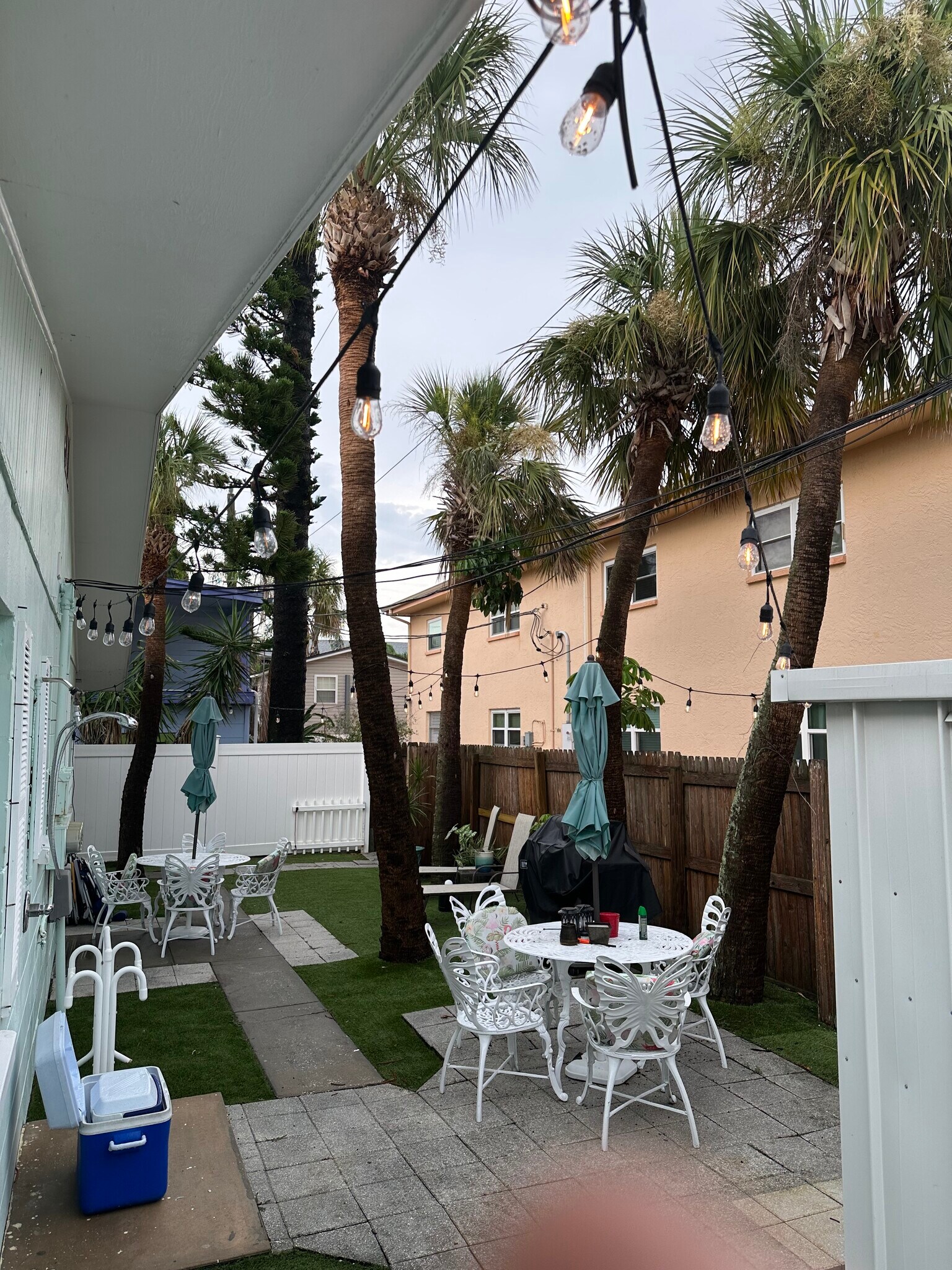 Building Photo - 520 69th Ave