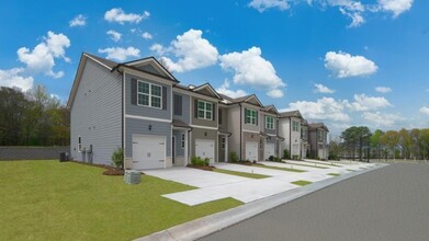 Building Photo - 2019 Roseleigh Dr