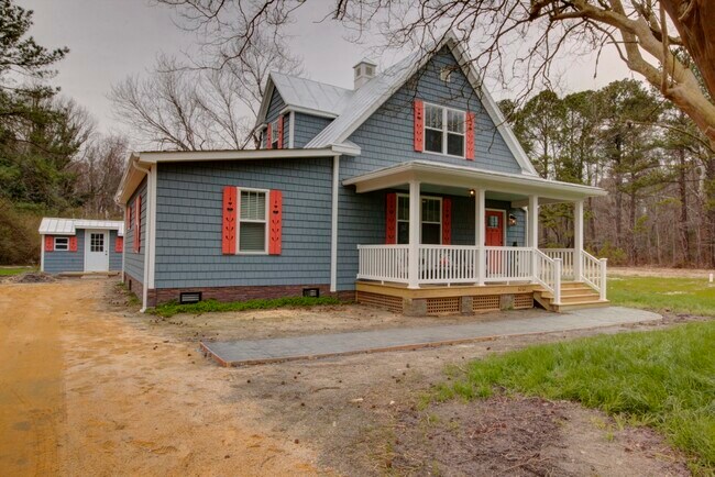 Primary Photo - 6262 Ware Neck Rd