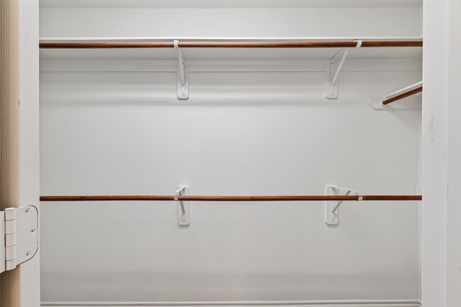 Building Photo - 10422 Acacia Forest tr