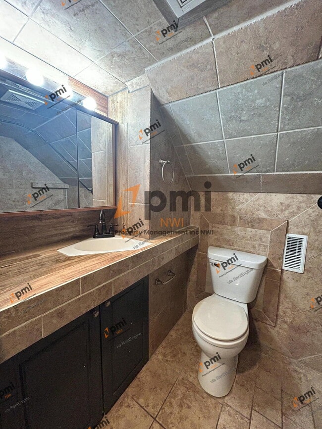 Building Photo - 8039 W 127th Ln
