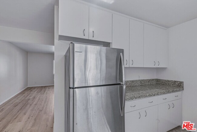 Building Photo - 2701 Kansas Ave