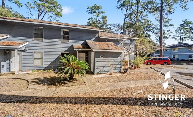 Building Photo - 20 Battery Ln