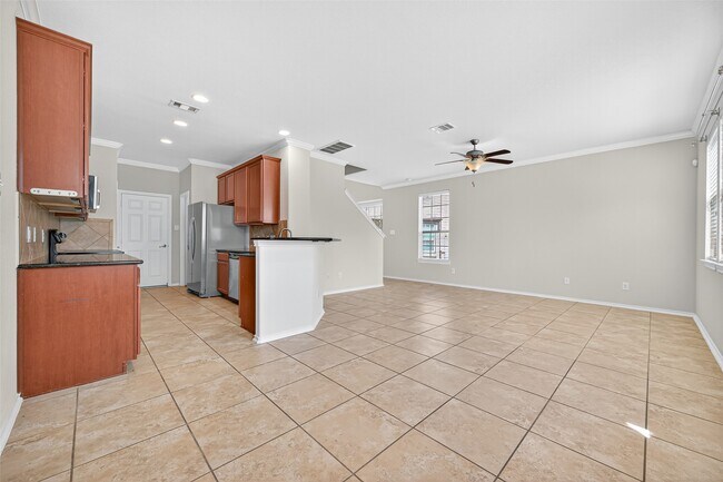 Building Photo - 24670 Folkstone Cir