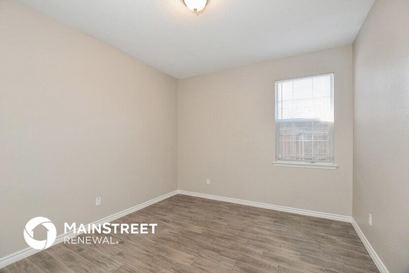 Building Photo - 4217 Forestedge Dr