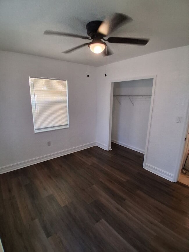 Building Photo - 21995 Catherine Ave